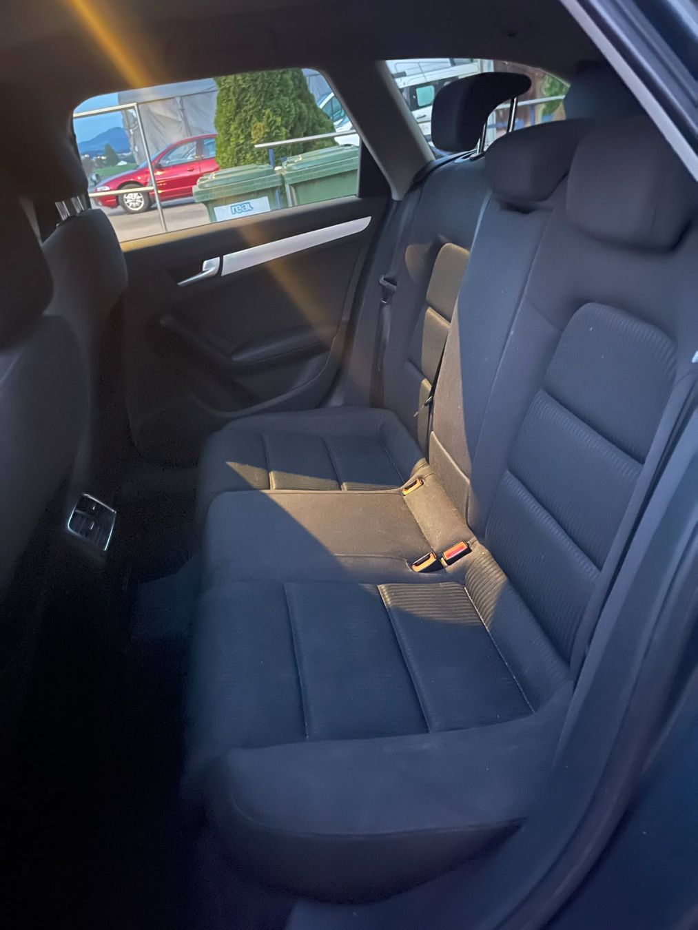 Audi Autos: Audi A4 Avant 2.0 TFSI – Défectueux à Malters par flying_vogel 6