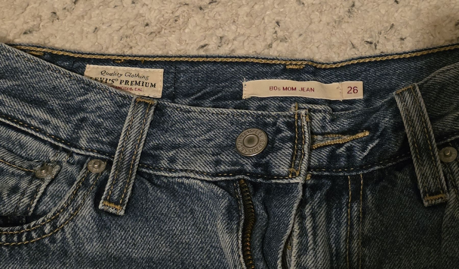 Levi's Jeans: Jean Levi's Mom T26 – Nuovo (secondo la descrizione) da Vevey venduto da Renka2011 3