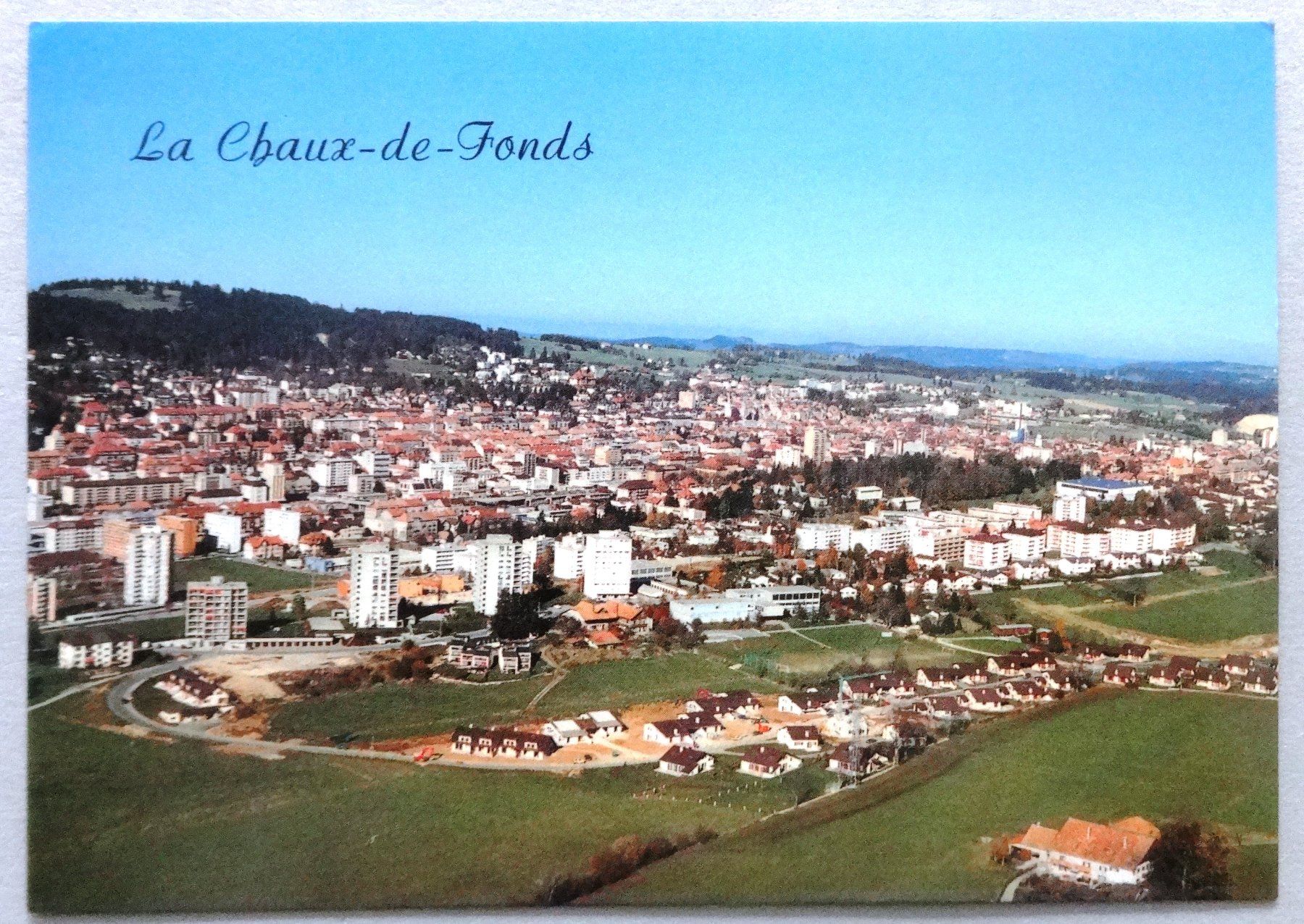 Ansichtskarten: La Chaux-de-Fonds, Vue aérienne – Gebraucht aus Fétigny von Billy2miny