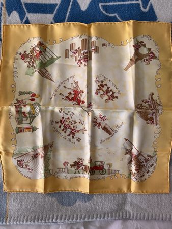 Hermès gavroche neuf 31x31 cm Les Triplés