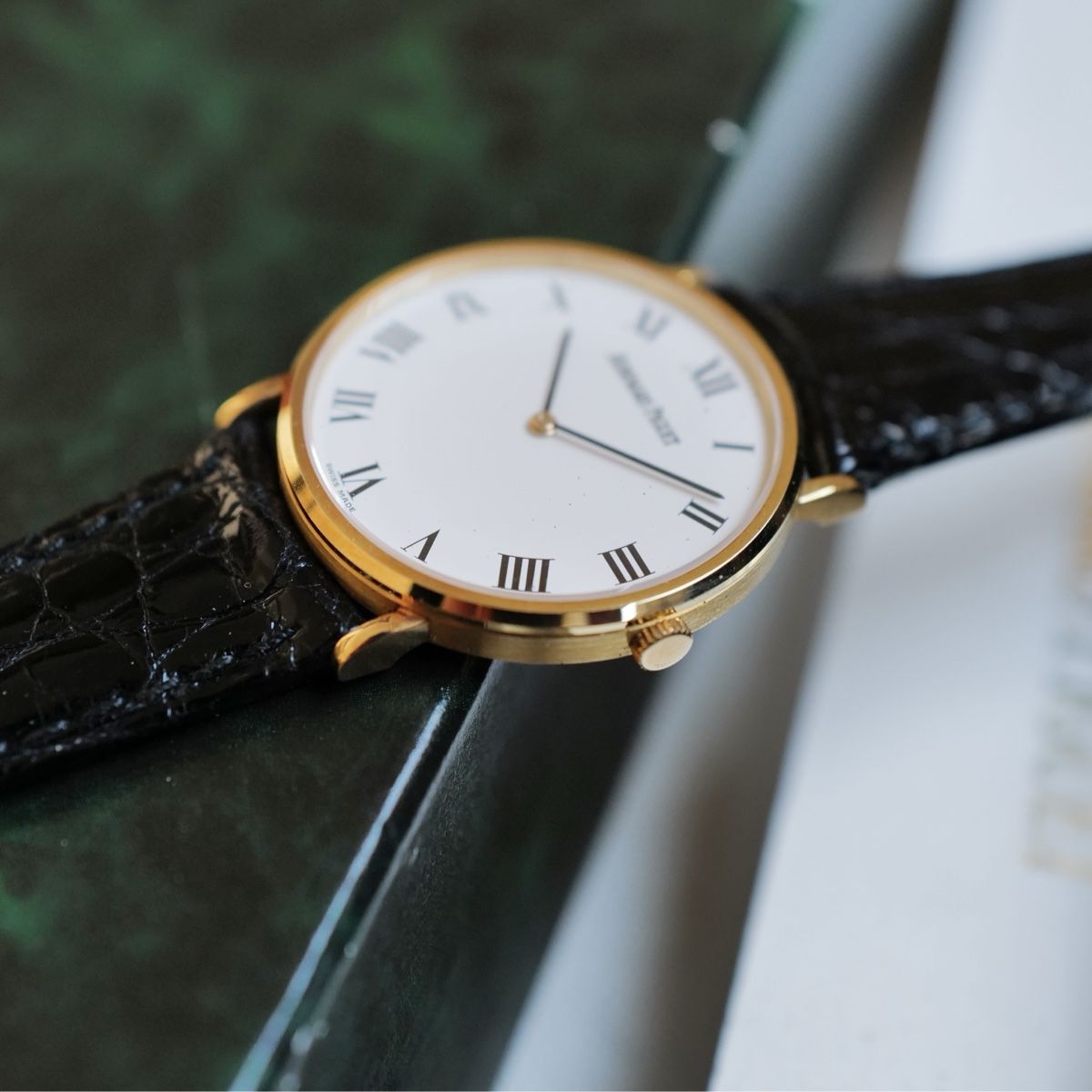 Audemars Piguet Orologi: Audemars Piguet 18k or jaune NOS – Nuovo e nell'imballaggio originale da Genève venduto da SpeedyTuesday 1
