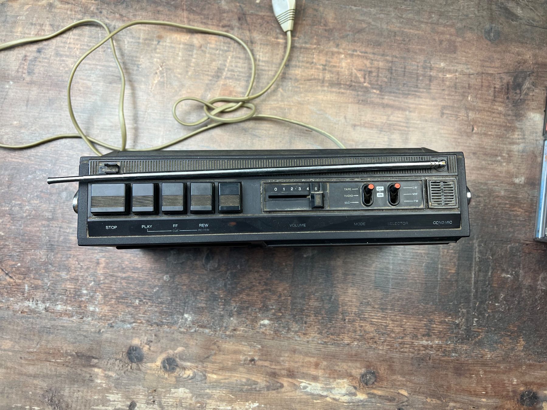 Radios: Alter Retro Radio – Defekt aus Hallau von R.R.91 2
