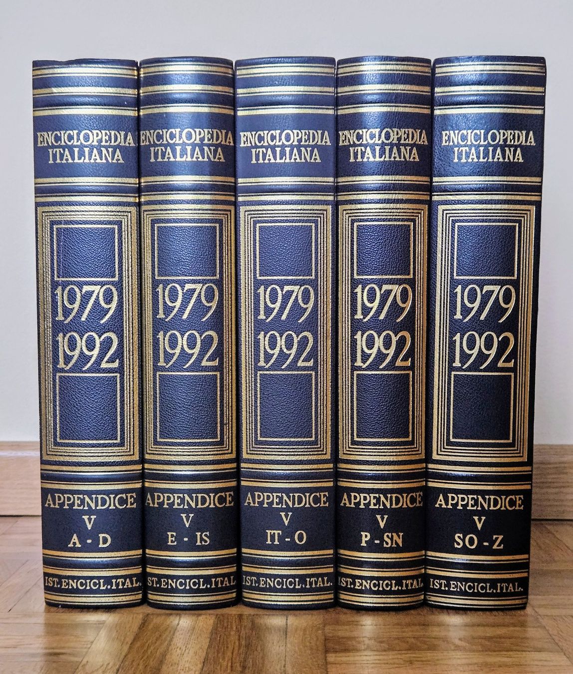 Libri: TRECCANI, Appendice V, 1979-1992, 5 volumi – Usato da Lugano venduto da Numisartes