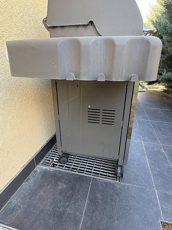 Weber Grils: Weber Genesis – D'occasion à St-Prex par kuz_5plq 4