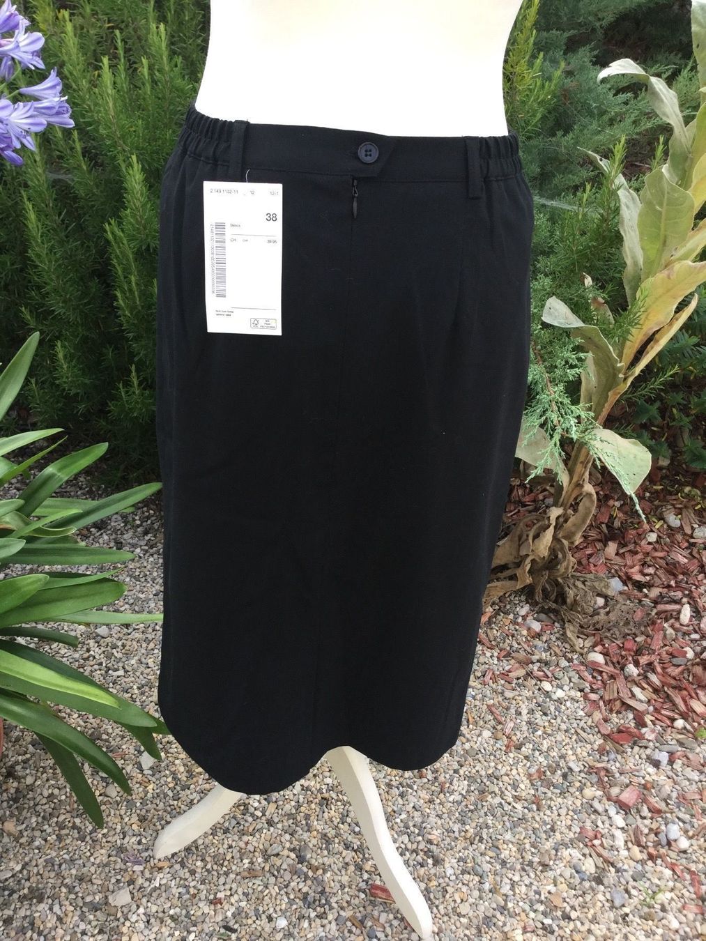 Gonne: Jupe noire marque KINGFIELD Fr.39.95 new – Nuovo e nell'imballaggio originale da Agiez venduto da chouchanelle 1
