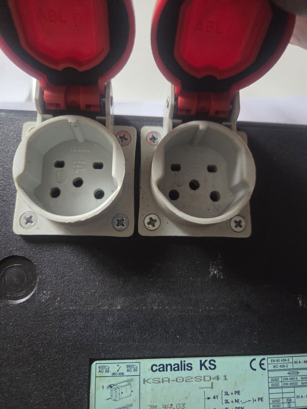 Alimentazione elettrica: Telemecanique CANALIS KS KSA-03SD41 – Usato da Quartino venduto da 123HOBIT 4