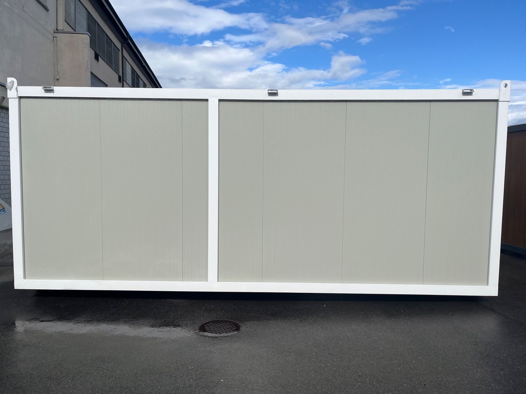 Contenitori edile: Bau-/Bürocontainer / Hofladen 6m – Nuovo e nell'imballaggio originale da Oftringen venduto da Britta 2