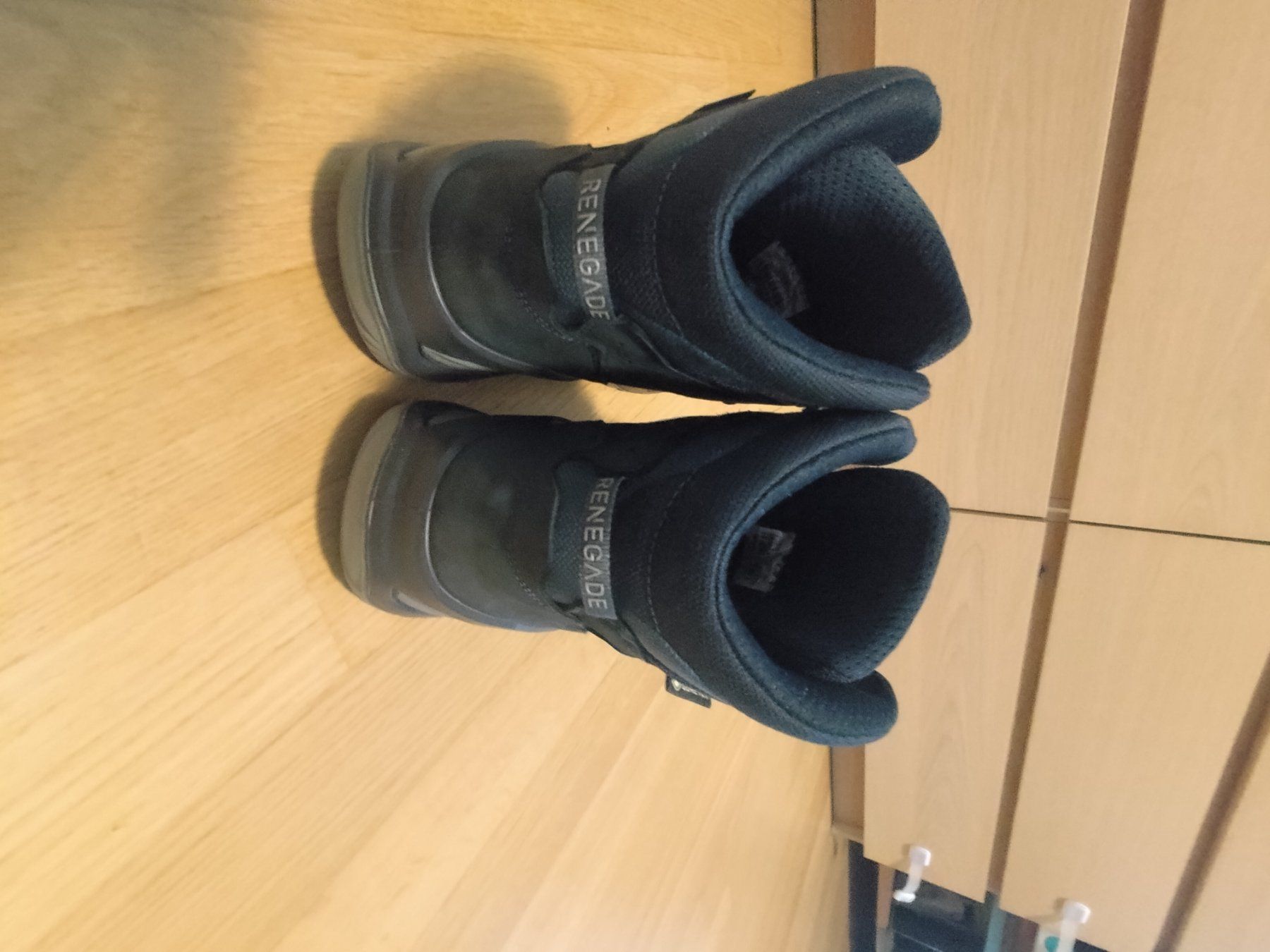 Lowa Scarpe da uomo: Lowa Renegade Evo GTX Mid – Nuovo (secondo la descrizione) da Basel venduto da ric_kj7x 1
