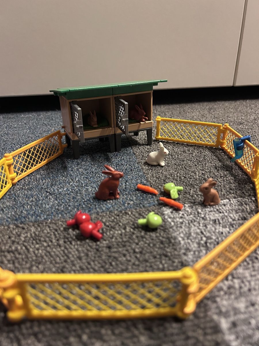 Playmobil Spielzeuge: Playmobil Kaninchenstall – Gebraucht aus Kreuzlingen von Faebuu