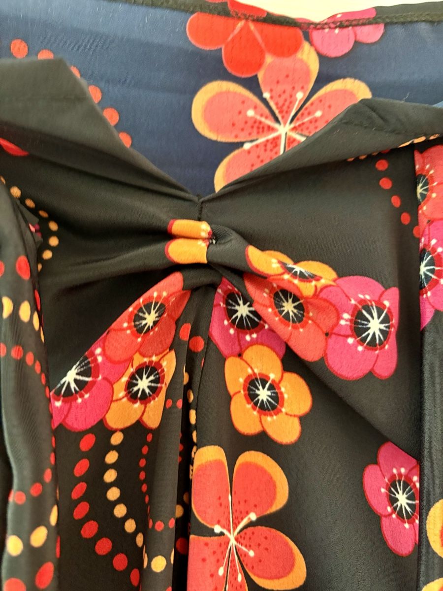 Röcke: Rock Blumenmuster Gr. 40 - 42 ausgefallen – Gebraucht aus Bellinzona von ModaLugano 4