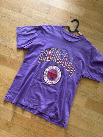 T-Shirt violet Chicago The Celtic Football Club taille M