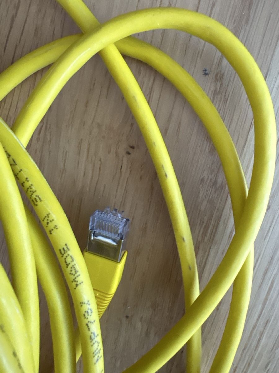 Cavi: Internetkabel 10m gebraucht – Usato da Oberbüren venduto da dav_hyc9 1