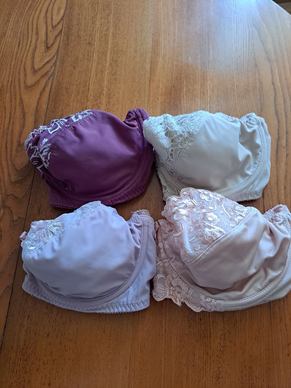 Altra biancheria intima: BH 4 Stk 75/80/D – Nuovo (secondo la descrizione) da Bonstetten venduto da LivaGina 2