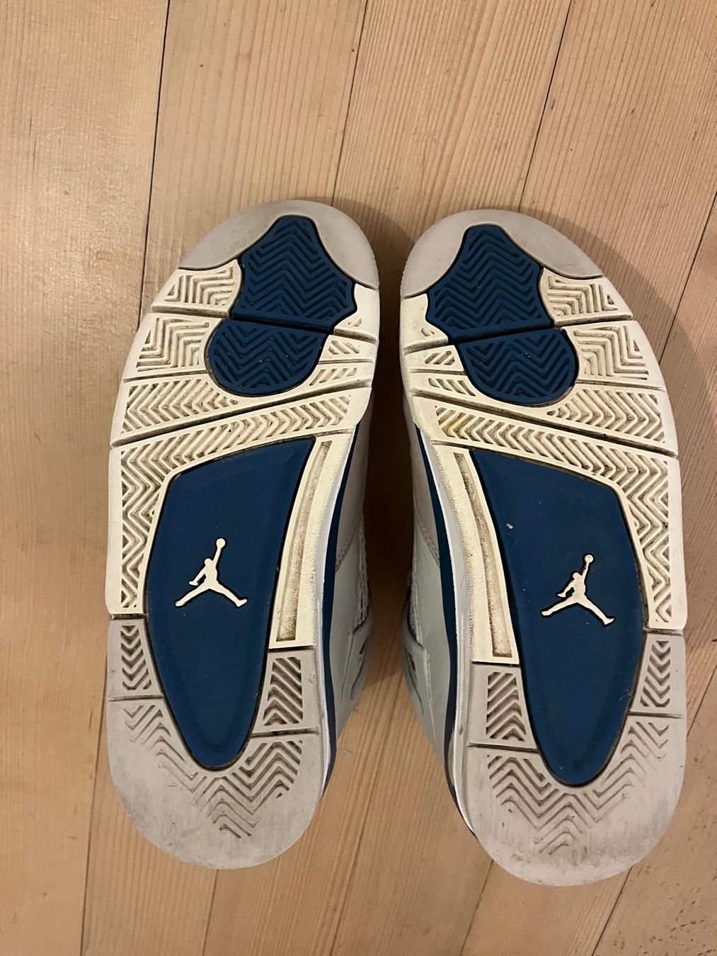 Jordan Chaussures garçon: Jordan 4er blau-hellgrau Grösse 37.5 – D'occasion à Thierachern par Binschg_g 6