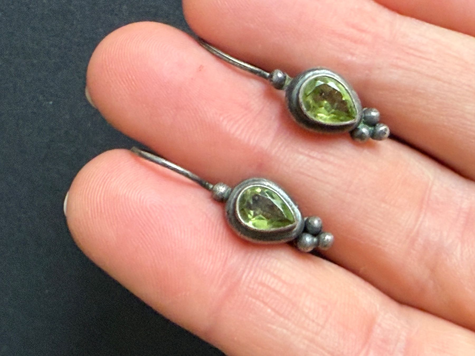 Ohrringe & -stecker: Silber Ohrringe mit Peridot 925 – Gebraucht aus Spiegel b. Bern von Rogger72 4