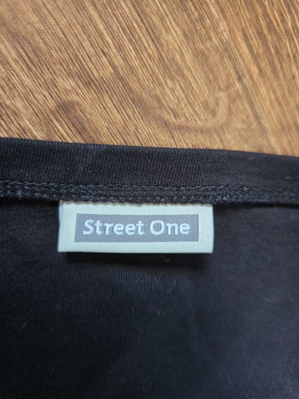 Top: Oberteil (Street One), Grösse 40 – Usato da Wikon venduto da Nephilim74 2