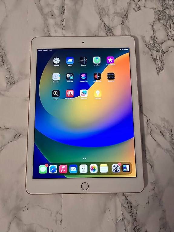 Apple Tablet PC: iPad Pro 9.7| 32GB| Wi-Fi + 4G – Usato da Renens VD venduto da MTD2211 1
