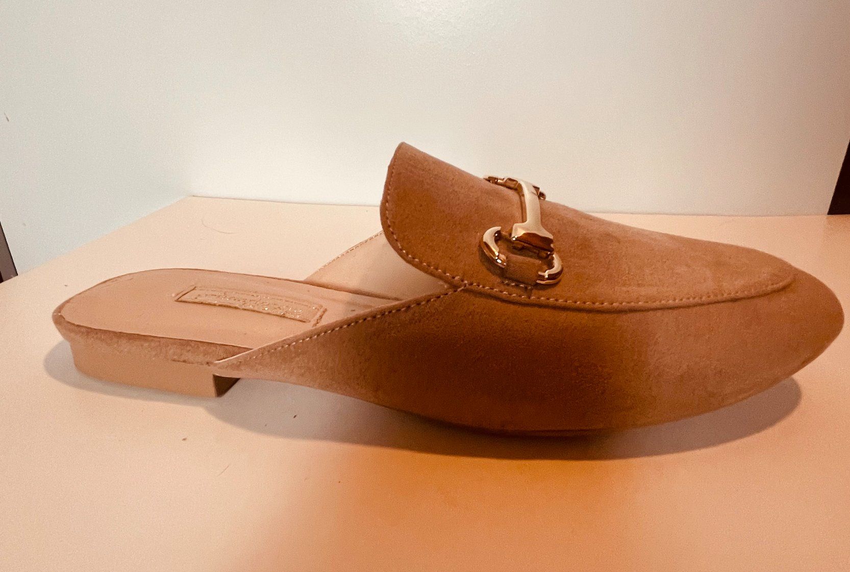 Scarpe da donna: Mules pantolette camel – Usato da Sugnens venduto da 555madison 1