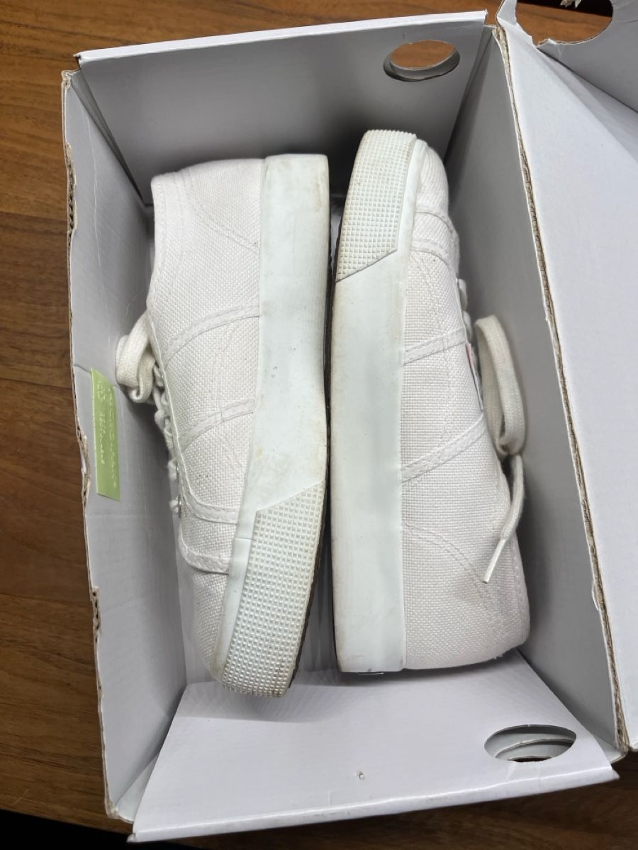 Superga Scarpe da donna: Superga Sneaker, Weiss, Gr. 38, Canvas – Usato da Rueschlikon venduto da Smash2000 2