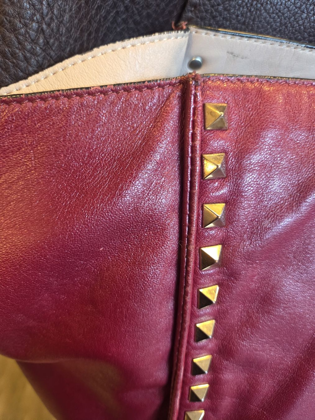 Valentino Borse da donna: Valentino Garavani Rockstud Shopper Bag – Usato da Zürich venduto da finesse.shop 3