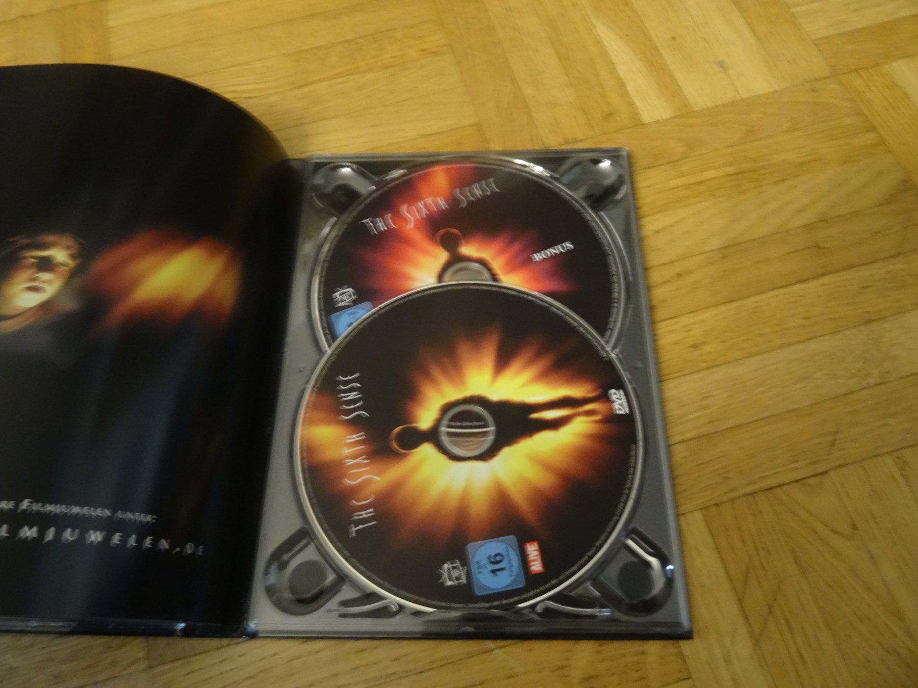 Tutti i DVDs: The Sixth Sense Mediaboook BLU-RAY / DVD – Usato da Olten venduto da Disc-Verkauf 2