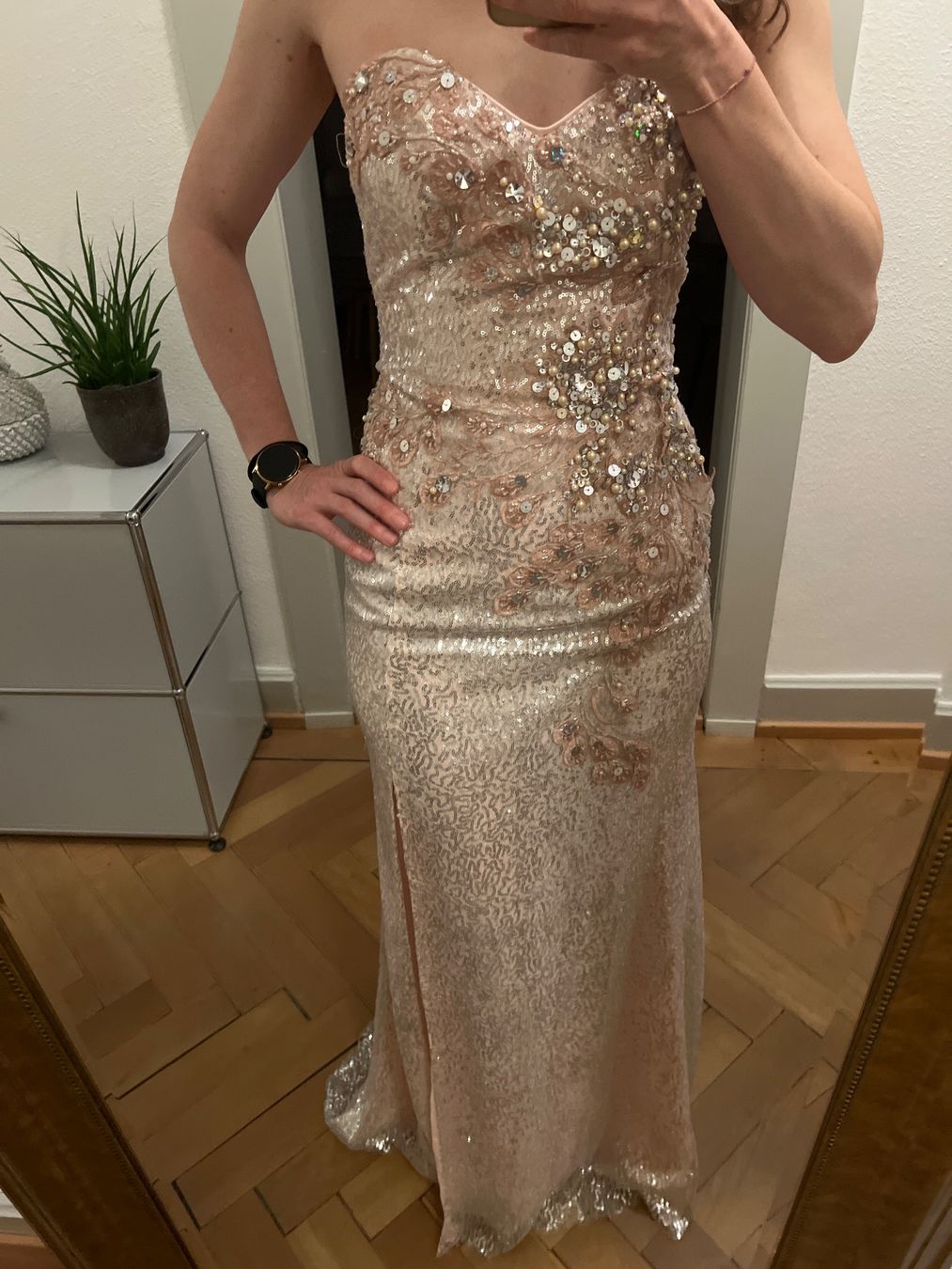 Vestiti: Glitzerndes Abendkleid mit Stola, Grösse 36-38 – Usato da Zürich venduto da dr.s 5