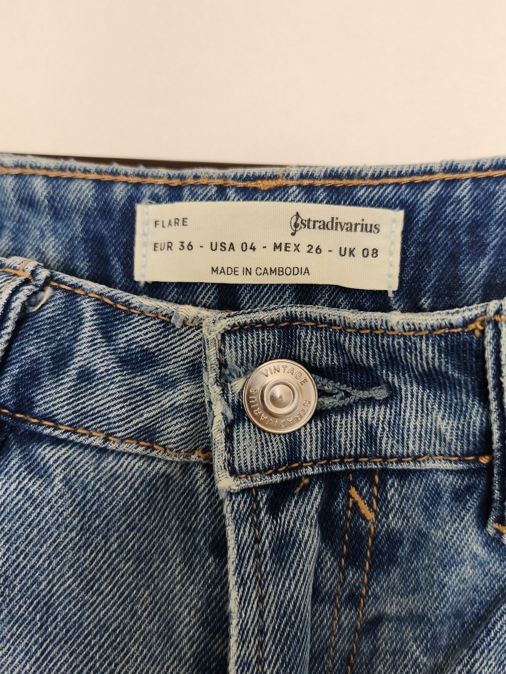 Stradivarius Jeans: Flared Jeans, Stradivarius, size 36 – Usato da Zürich venduto da nir_n9jc 3