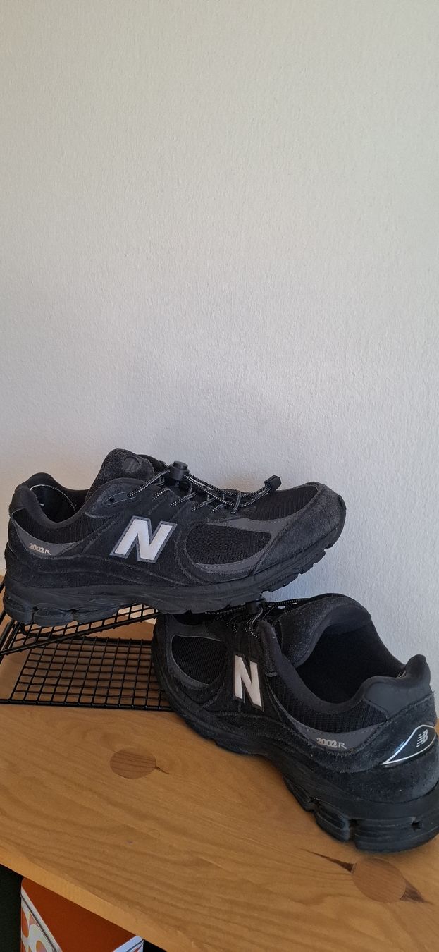 New Balance Scarpe da uomo: new balance 2002r  – Usato da Perly venduto da gsc_hwt7 3