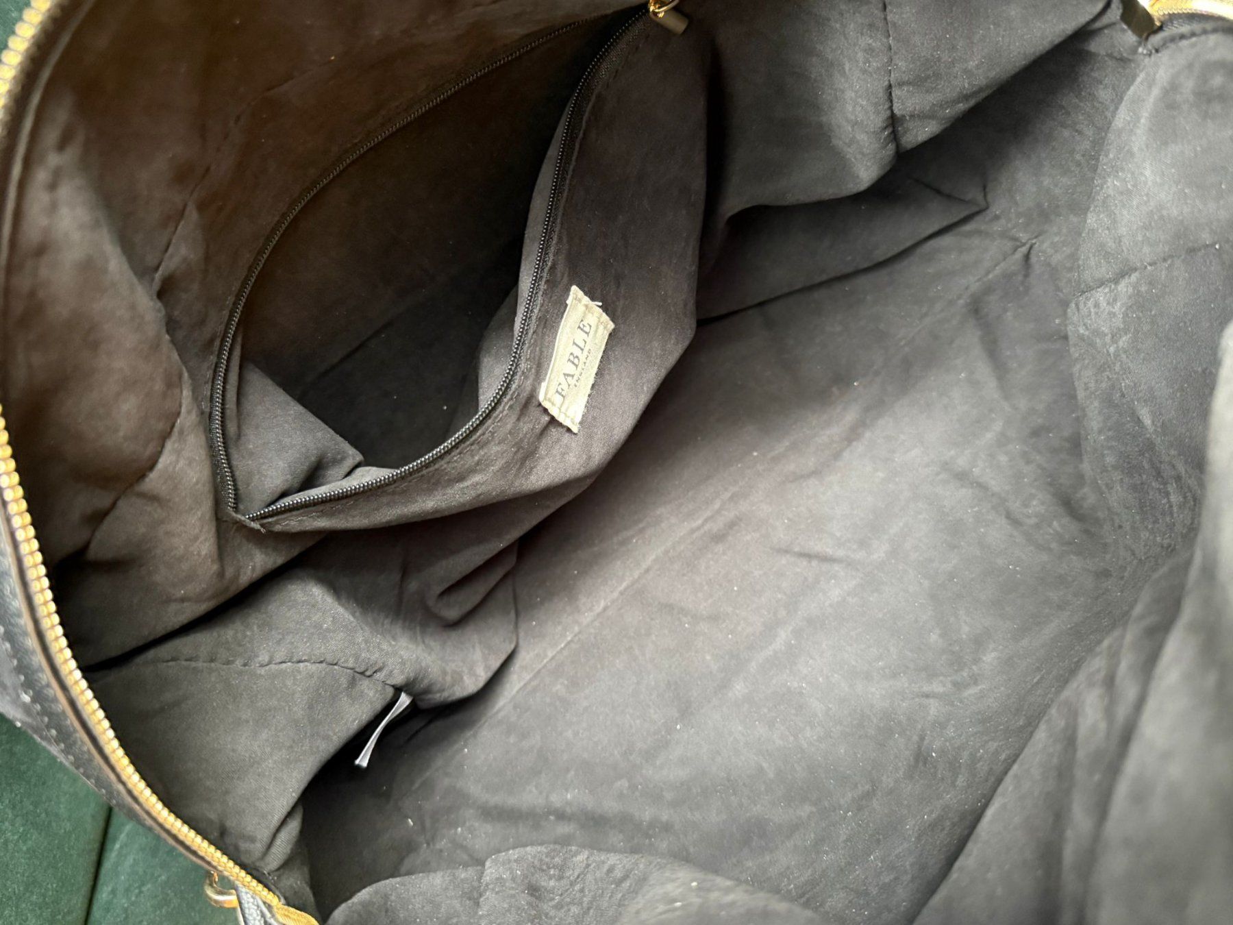 Borse da donna: Fable England Handtasche schwarz vegan – Usato da Münchenstein venduto da framentanz 4