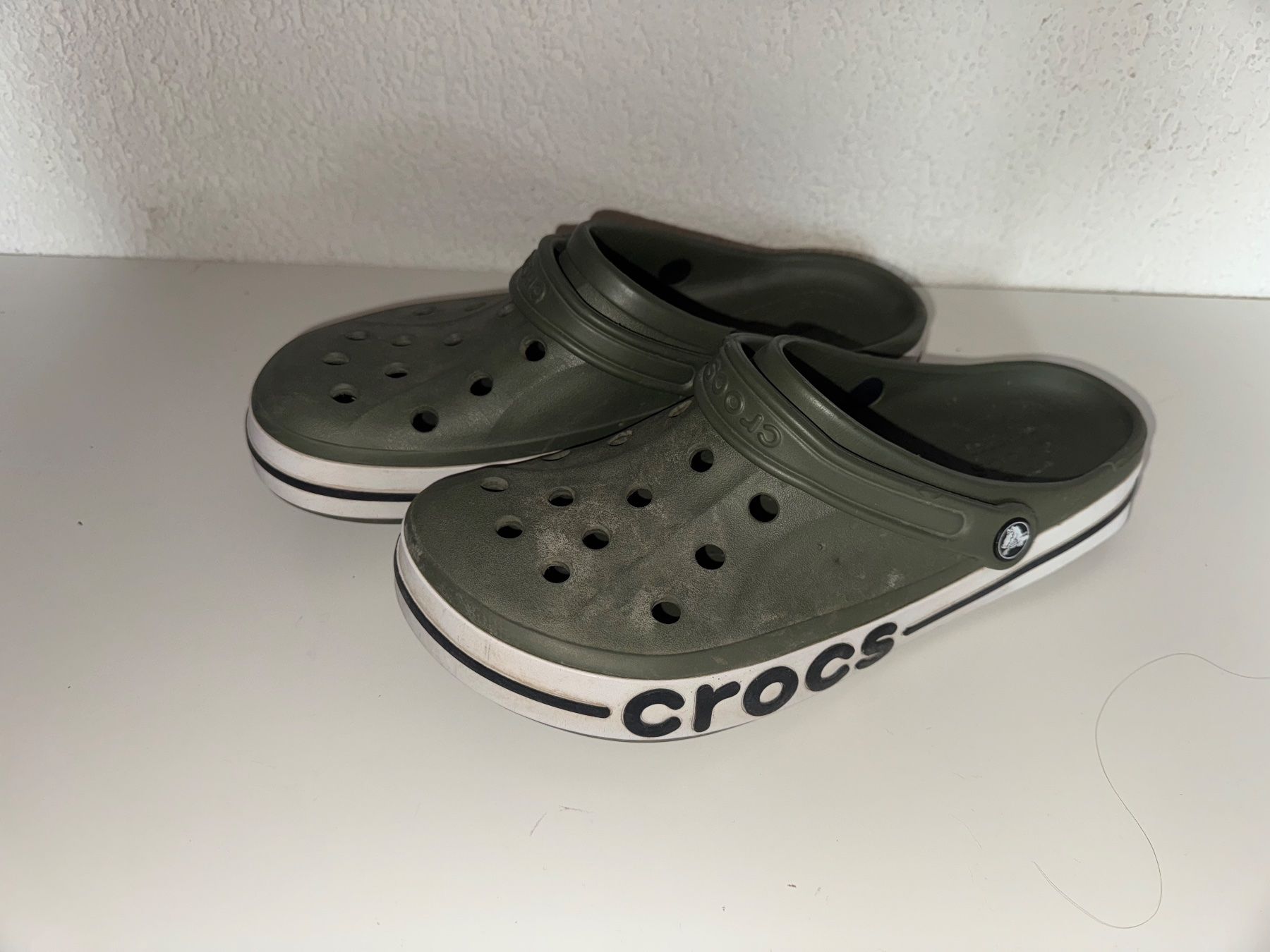 Crocs Scarpe da uomo: Stylische Crocs Gr. M – Usato da Grosswangen venduto da Second_hand_paradise 1