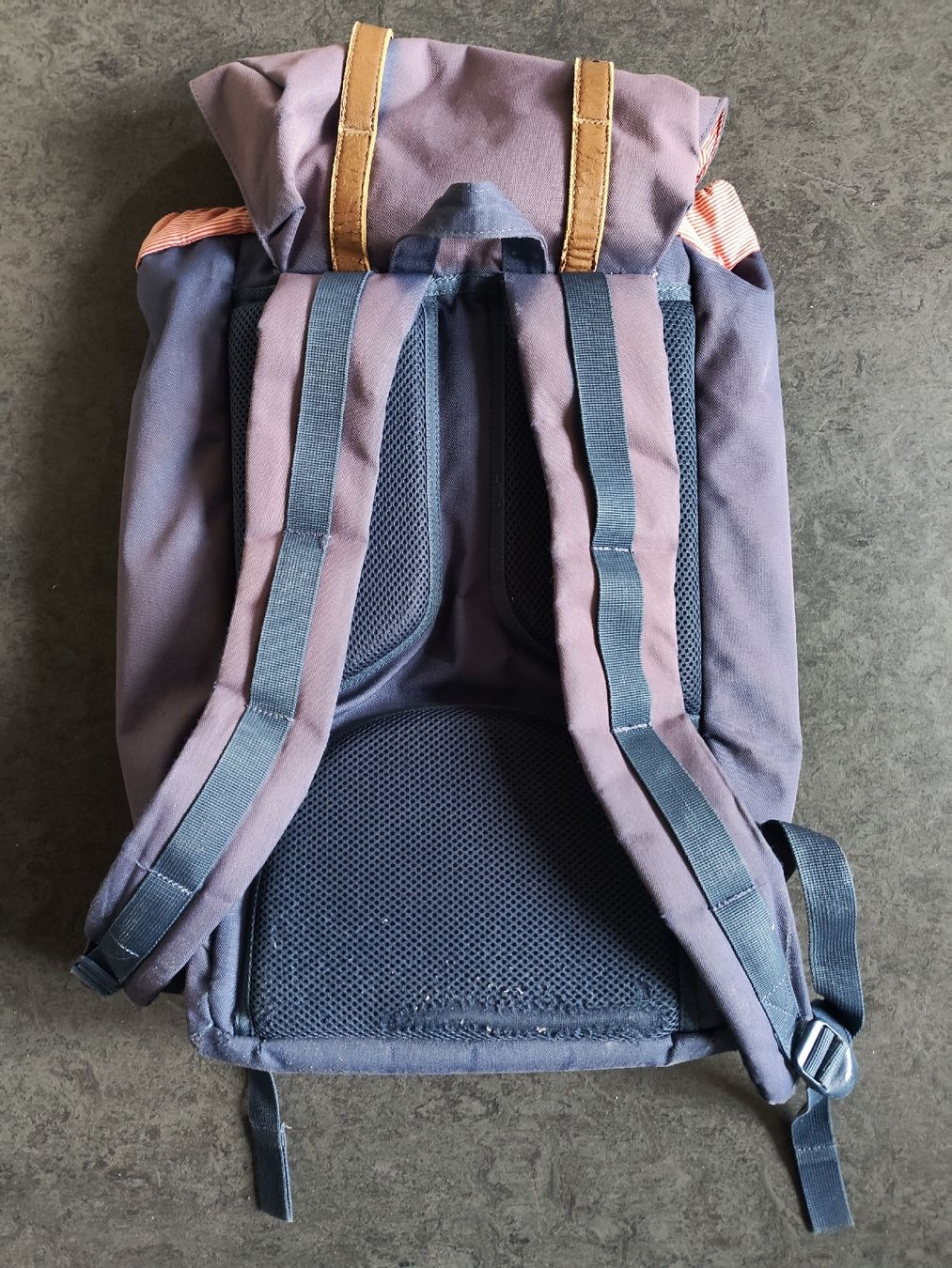 Herschel Zaini: Herschel Little America Rucksack Backpack Blue – Usato da Kilchberg ZH venduto da henser 2