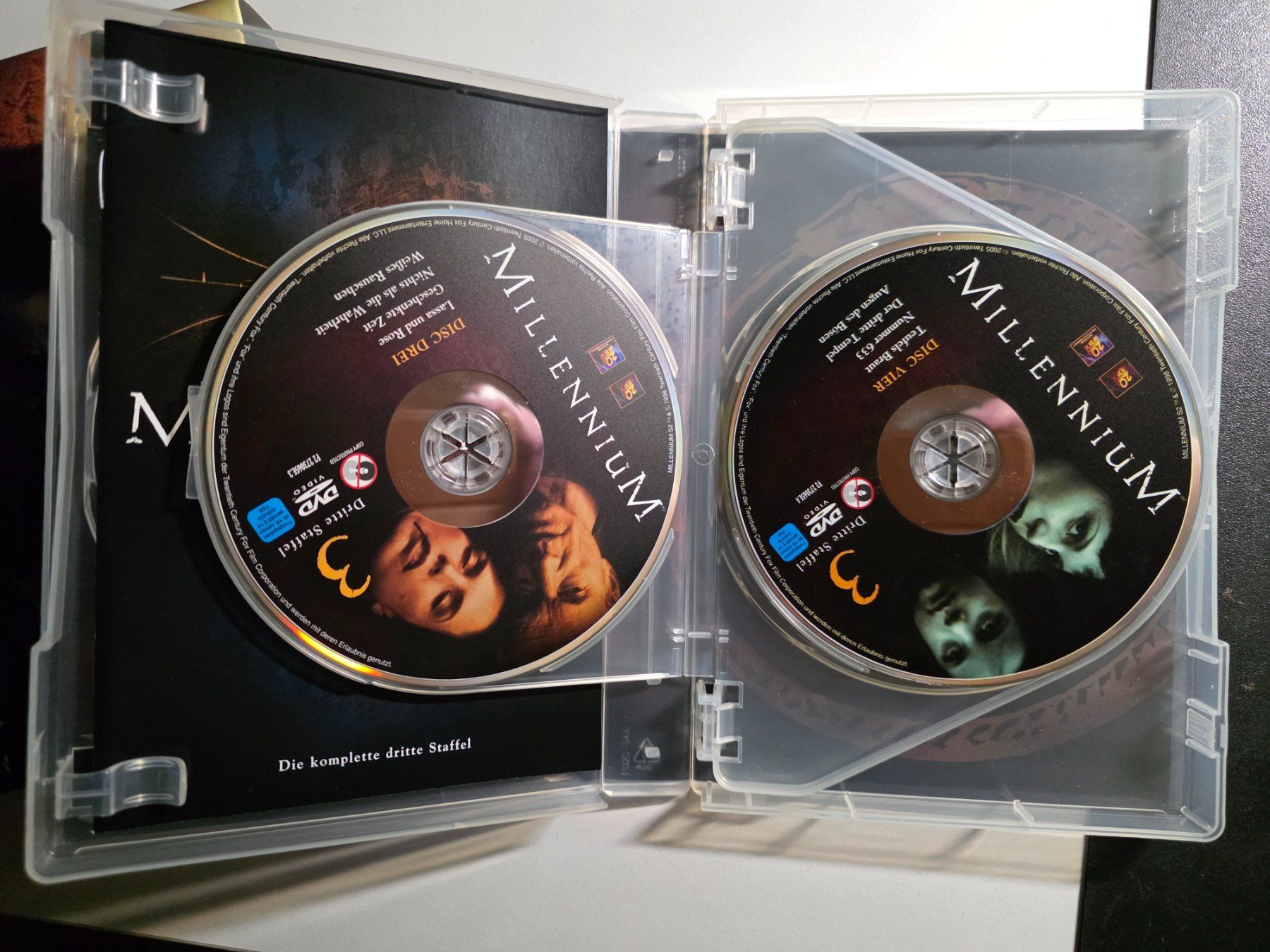 Alle DVDs: 6  fach DVD Millenium 3 - komplette 3. Staffel – Gebraucht aus Walterswil BE von Lonitti 4