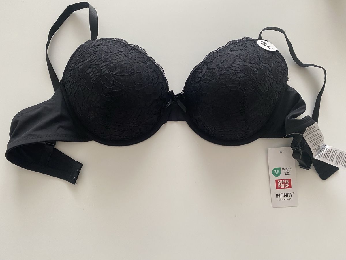 Altra biancheria intima: BH schwarz 85C neu – Nuovo e nell'imballaggio originale da Brugg AG venduto da Honeybee6
