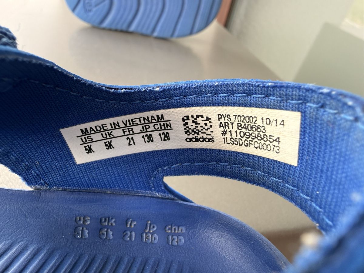 Scarpe per ragazzi: Adidas Boys Sandals Size 21 – Usato da Diessenhofen venduto da mar_8cyl 4