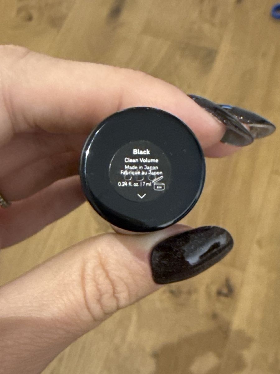 Make-up: Merit clean volume Mascara in black  – Gebraucht aus St-Gingolph von Ynatka 1