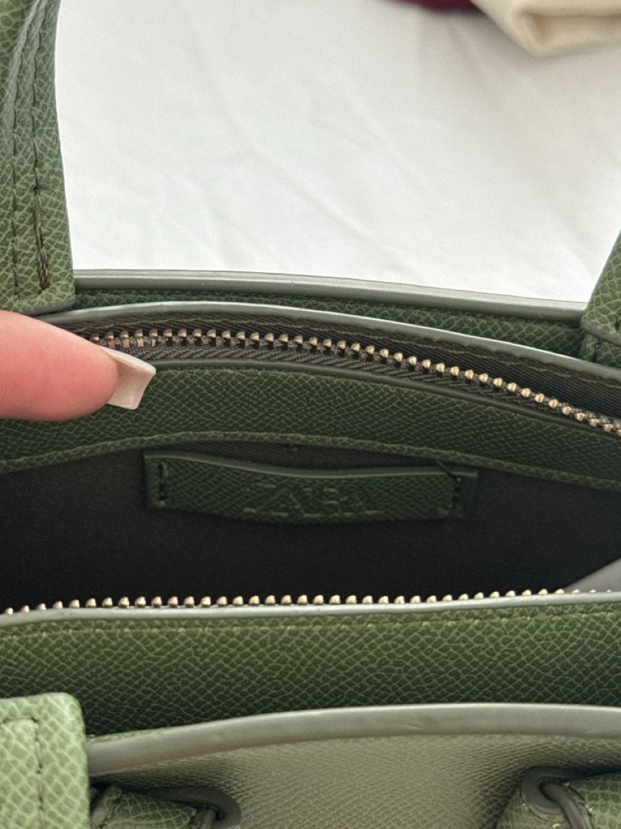 Zara Borse da donna: Zara- green handbag – Nuovo (secondo la descrizione) da Nebikon venduto da Preloved_bykelly 1