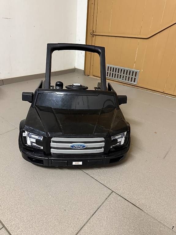 Veicoli per bambini: Lauflernwagen Ford Ranger – Usato da Olten venduto da honey_ink