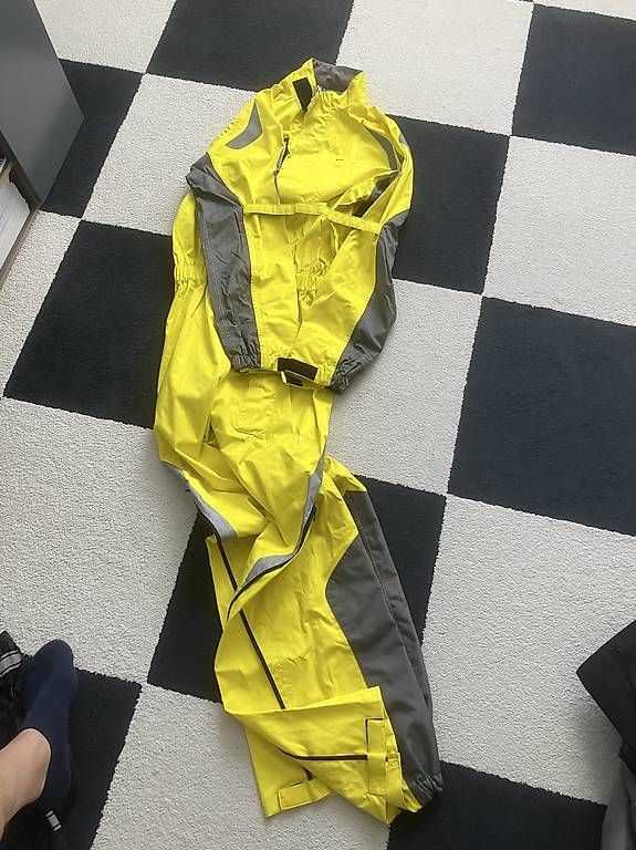 Ensembles & Tailleurs: Damen Motorrad Bekleidung  – D'occasion à Rüthi (Rheintal) par Josiffert0 3