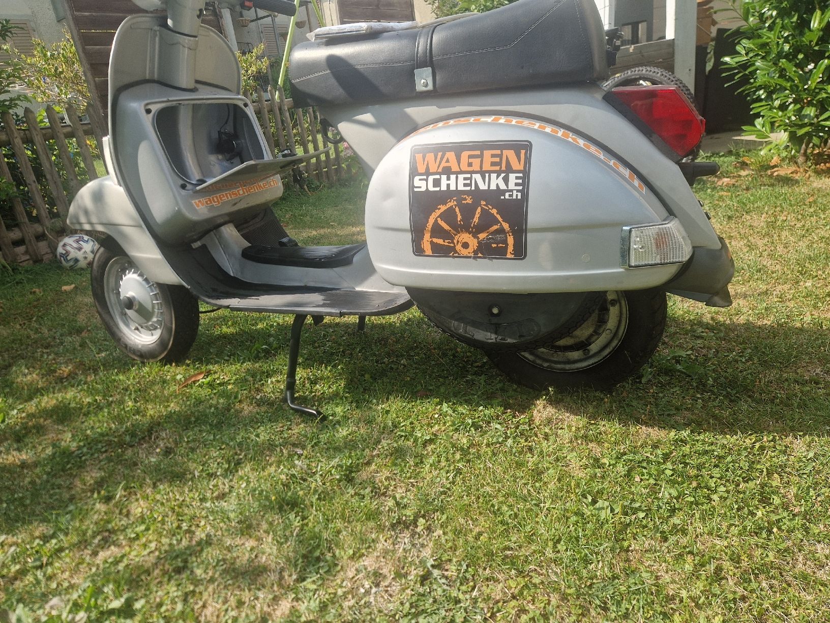 Covers & Schutzfolien: Scooter LML Deluxe 125 silber  – Defekt aus Romanshorn von Keller2011 5