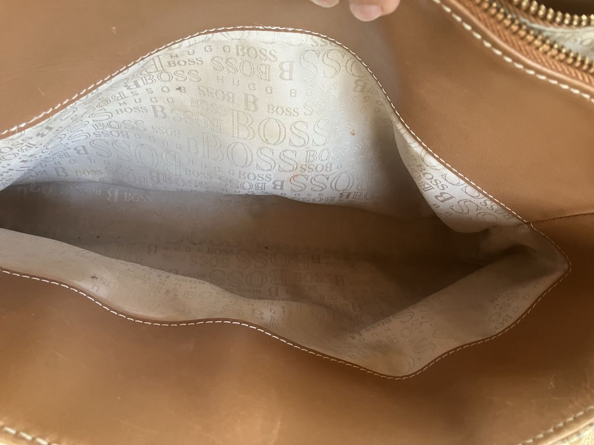 Hugo Boss Taschen für Damen: Echte Schlangenledertasche von Hugo Boss – Gebraucht aus Bassersdorf von groovygremlin 5