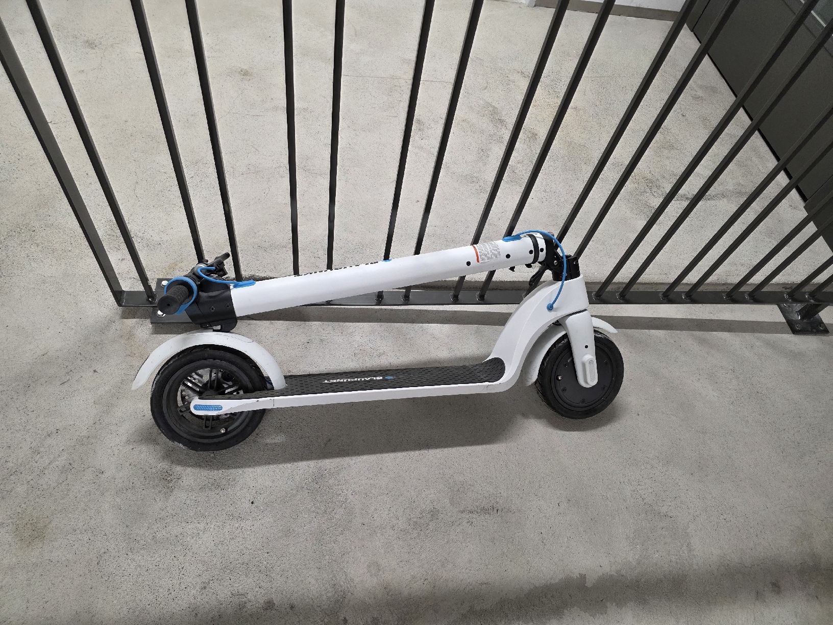 Blaupunkt Kickboard: E-Scooter Blaupunkt – Gebraucht aus St. Gallen von dom_gv6q 1
