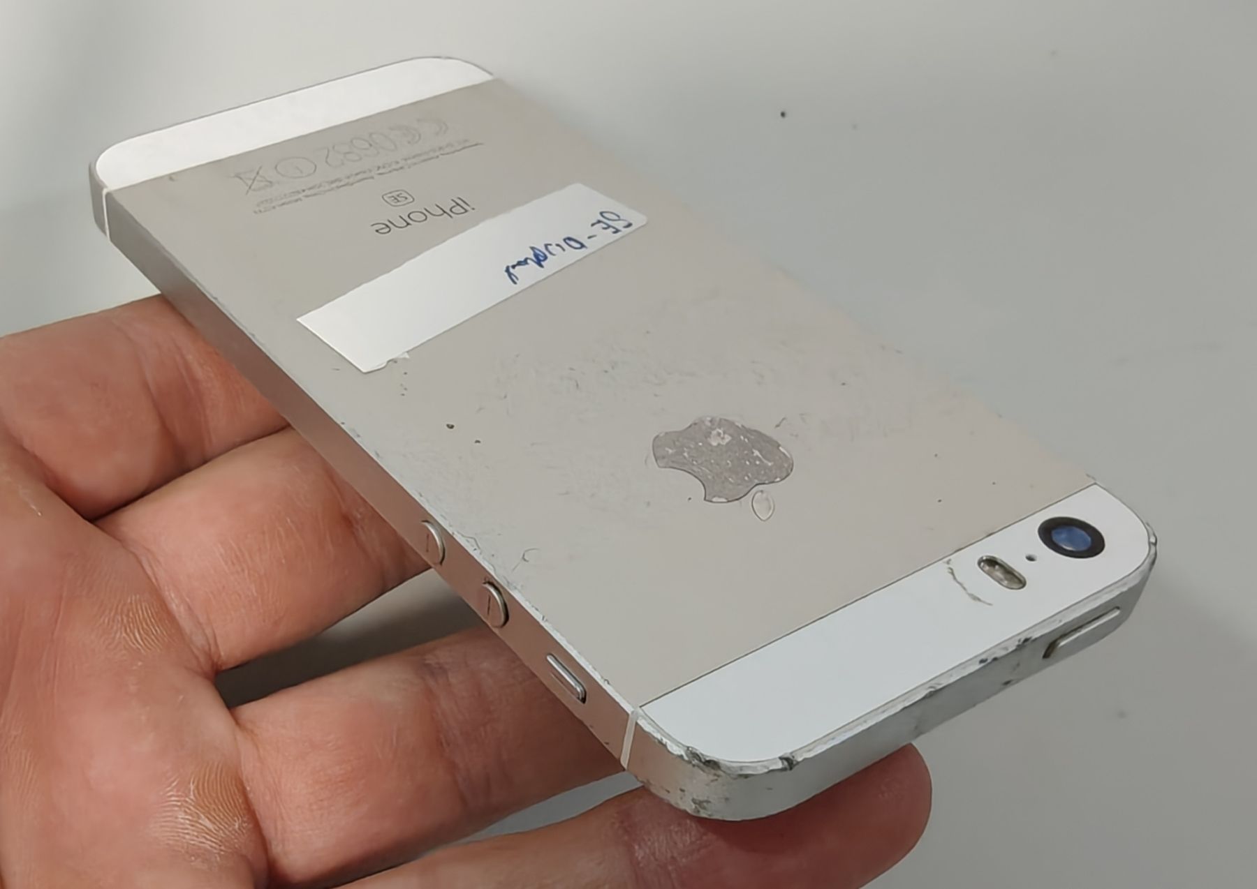 Apple Handys / Smartphones: iPhone SE – Defekt aus Ehrendingen von Rocky985 4