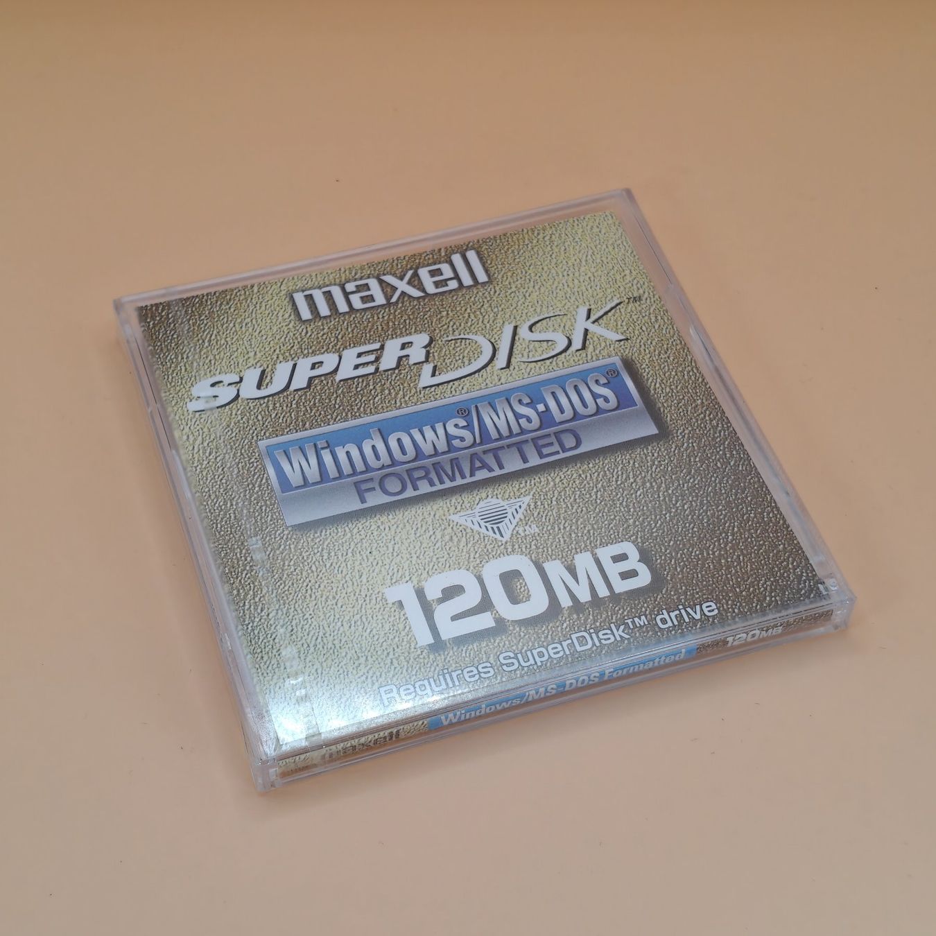 Disques durs: Maxell SuperDisk 120MB Floppy Disk Tape - Windows / MS-DOS – Neuf avec emballage d'origine à Thörishaus par vintagger