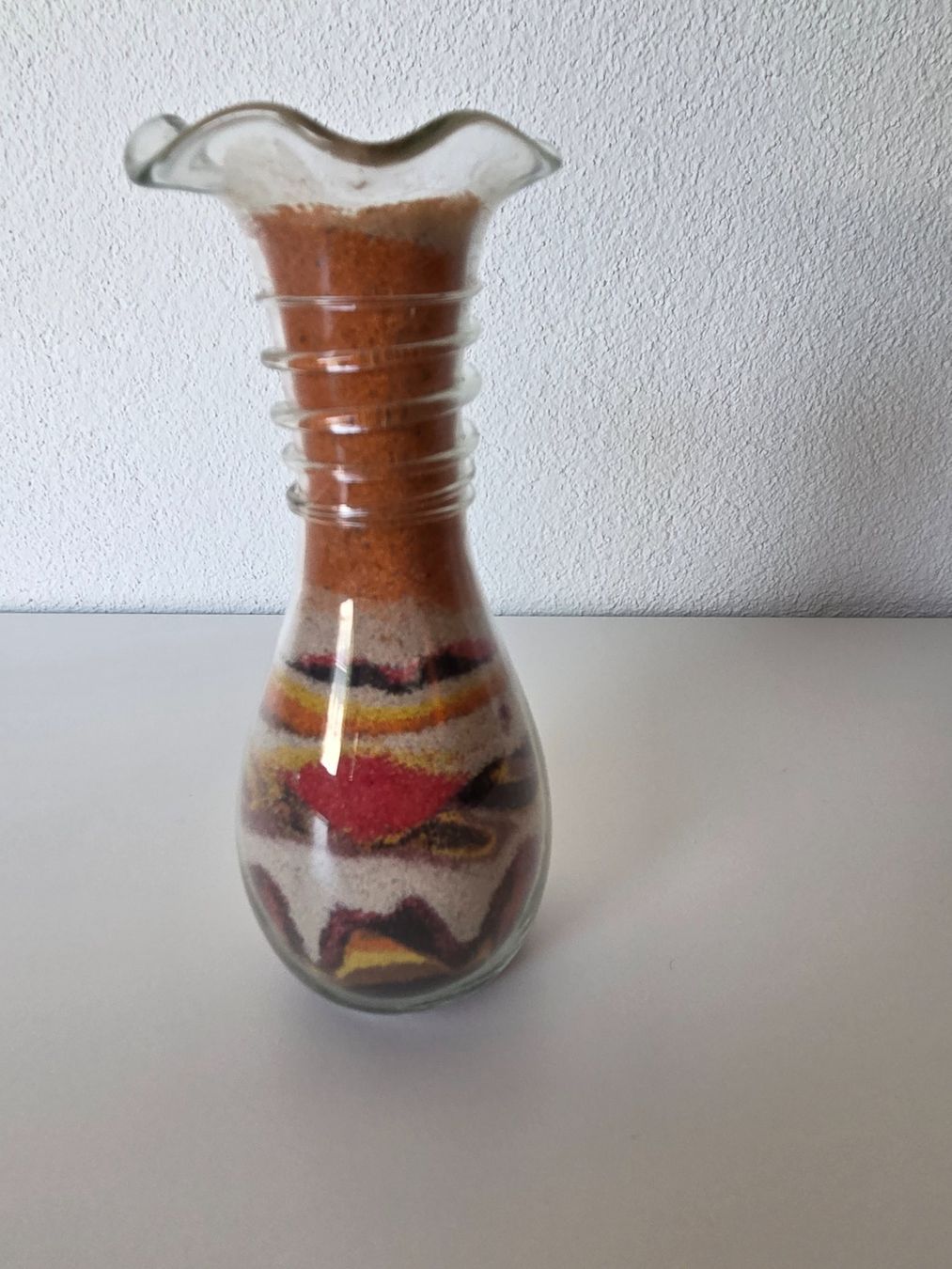Caraffe: Ägyptisches Sandbild in Glasvase – Usato da Zürich venduto da Lela-Mirela 1
