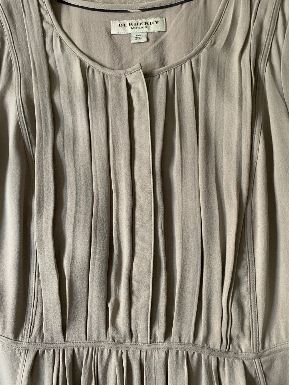 Burberry Top: Burberry Seide Oberteil - NEU – Nuovo (secondo la descrizione) da Zürich venduto da diva1972 1