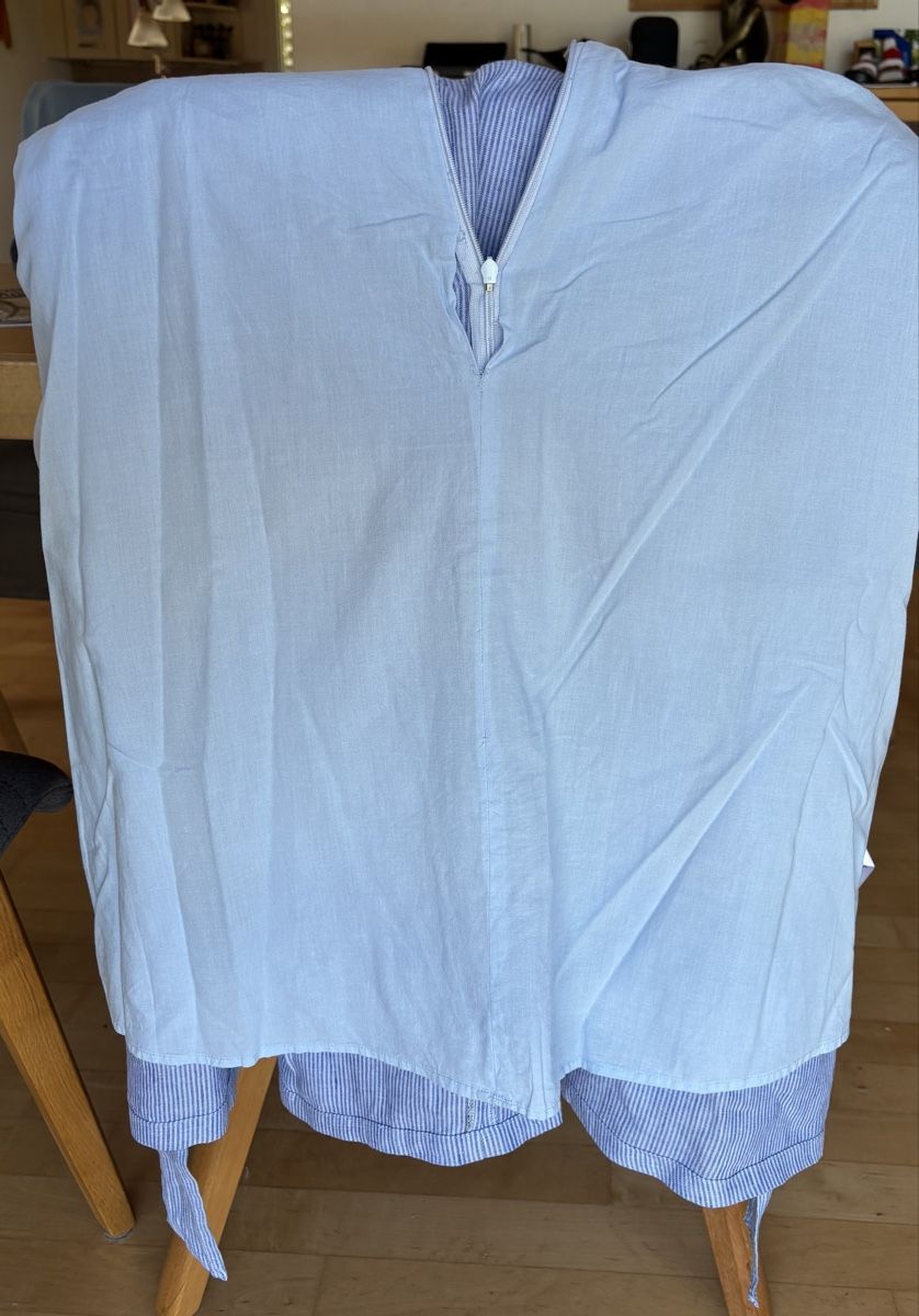 Esprit Gonne: Jupe Esprit bleue rayée taille 38 bon état – Usato da Pomy venduto da Pomnath 5