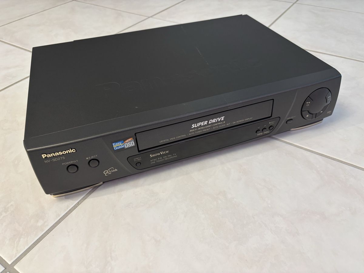 Panasonic Registratori: Panasonic Videorecorder NV-SD275 – Usato da Zufikon venduto da eskilt