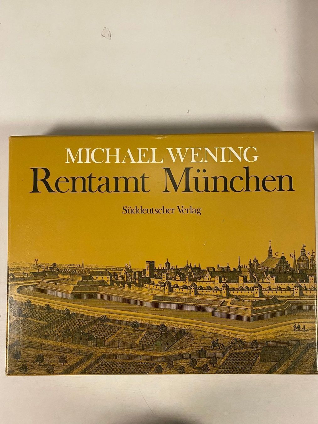Libri: Rentamt München – Usato da Starrkirch-Wil venduto da UB007