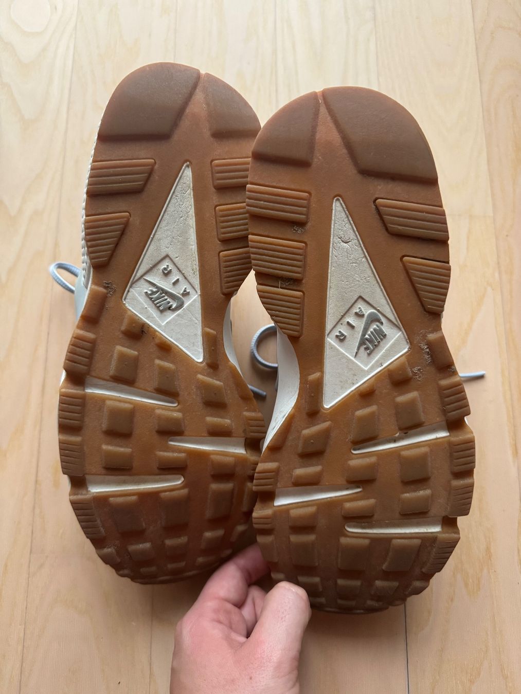 Nike Scarpe da donna: Nike Huarache Sneaker, türkis/hellblau, Gr 40 – Usato da Winterthur venduto da damoiselles 3