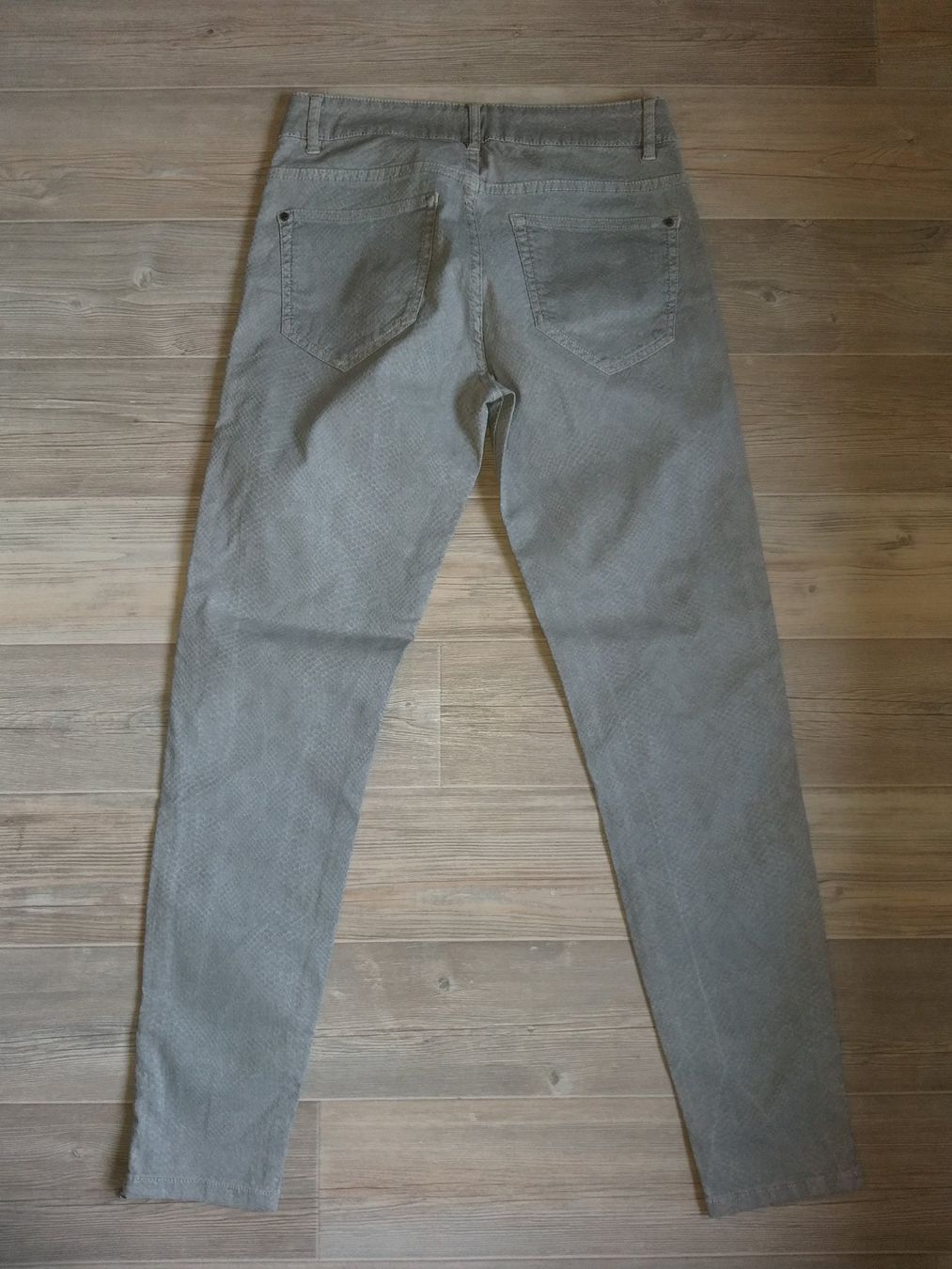Esprit Pantaloni: Pantalon ESPRIT /  Hose ESPRIT  Taille / Grosse 34 CH – Usato da Cossonay-ville venduto da Super-Price-Quality 3